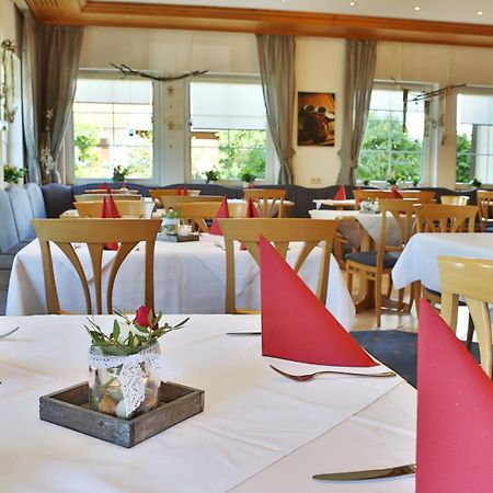 Hotel Alznauer Hof Gomaringen エクステリア 写真